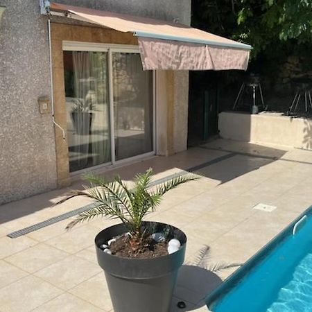 סלון-דה-פרובנס L'Appartement Du Micocoulier מראה חיצוני תמונה